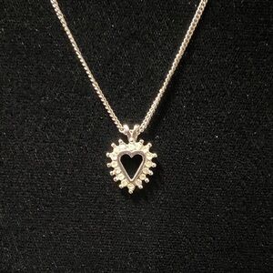 Elegant vintage crystal silver Heart Pendant on a 16” silver chain necklace